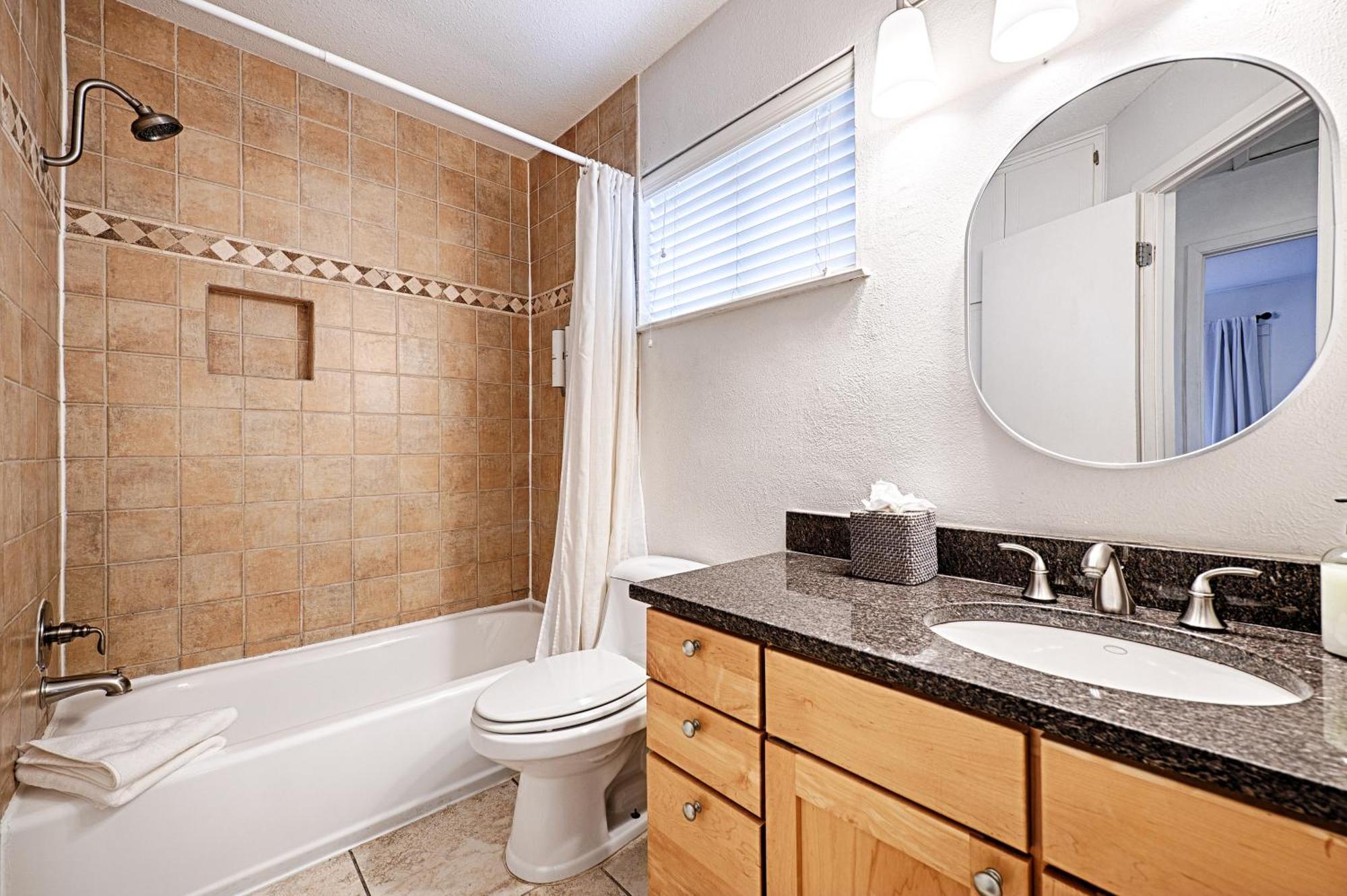 Отель Heart Of Austin Hideaway Экстерьер фото
